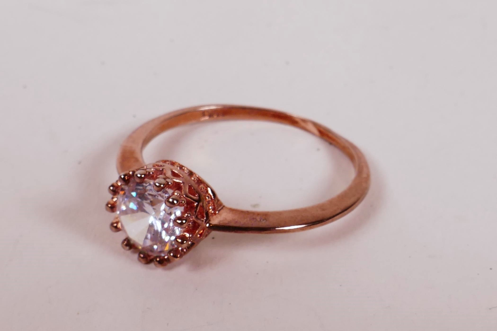 A 10ct rose gold solitaire ring, set with cubic zirconium stone, 2.3g, size 'U' - Image 3 of 3