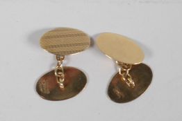 A pair of 9ct gold cufflinks (3 grams)