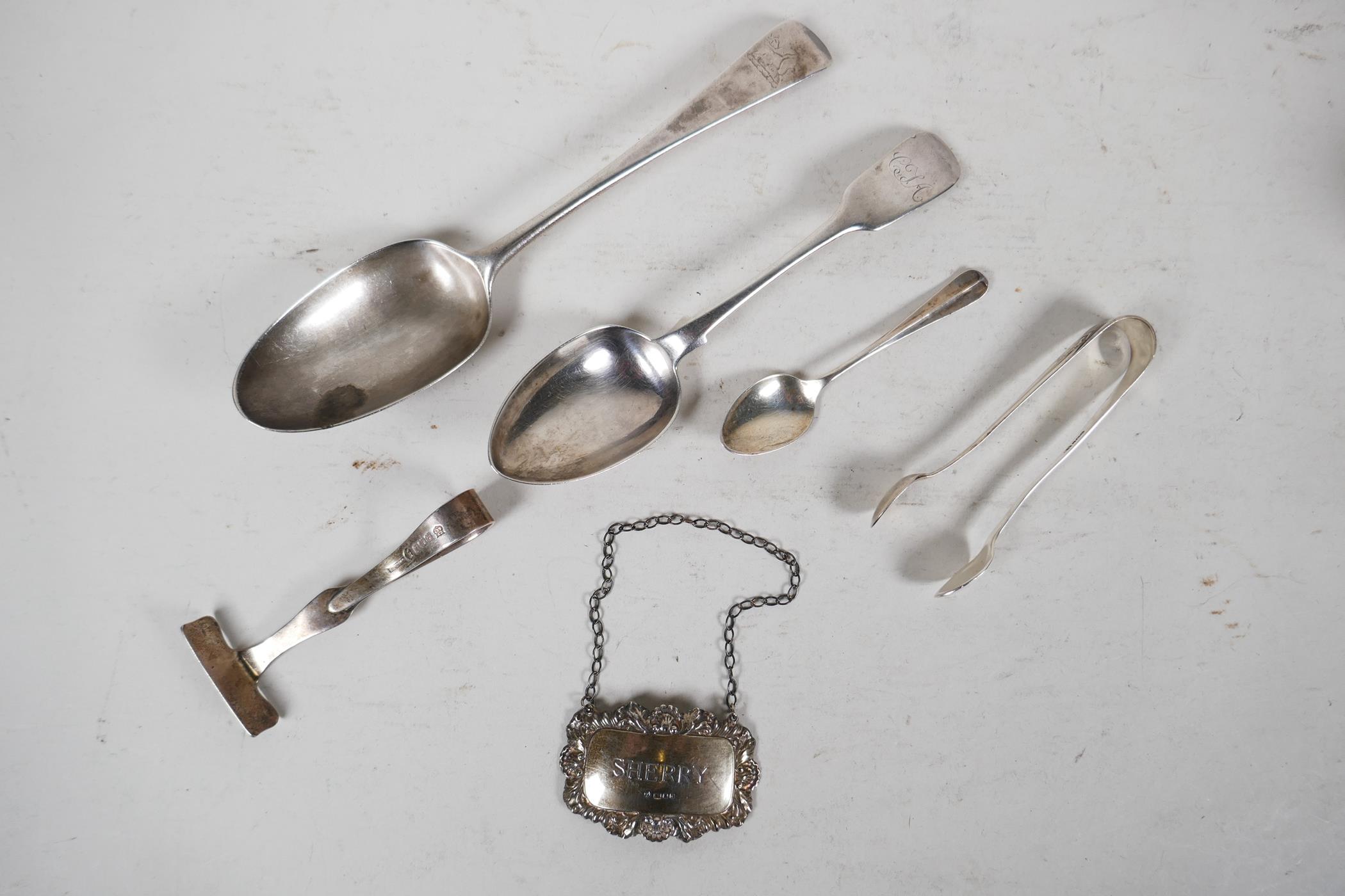 A quantity of sterling silver, all hallmarked, including cruets, two serving spoons, a pusher, - Image 6 of 9