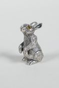 A sterling silver rabbit, 1" high