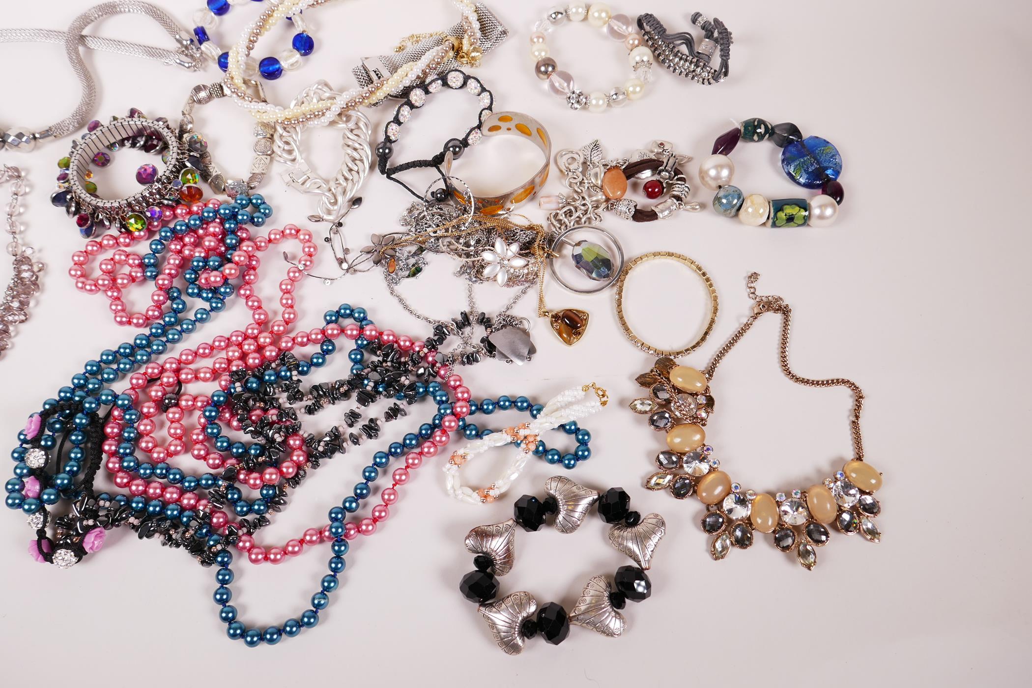 A quantity of costume jewellery, bead necklaces, bangles etc - Image 3 of 3