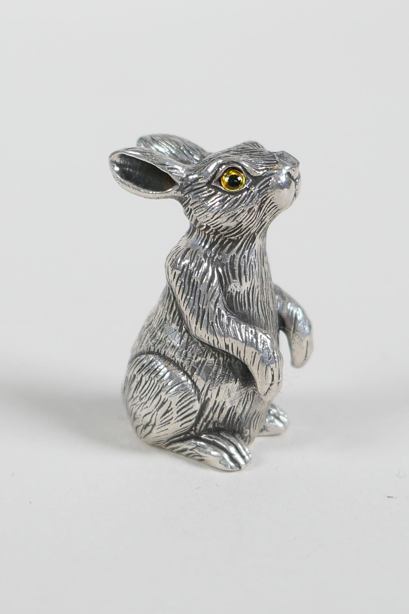 A sterling silver rabbit, 1" high - Image 2 of 2