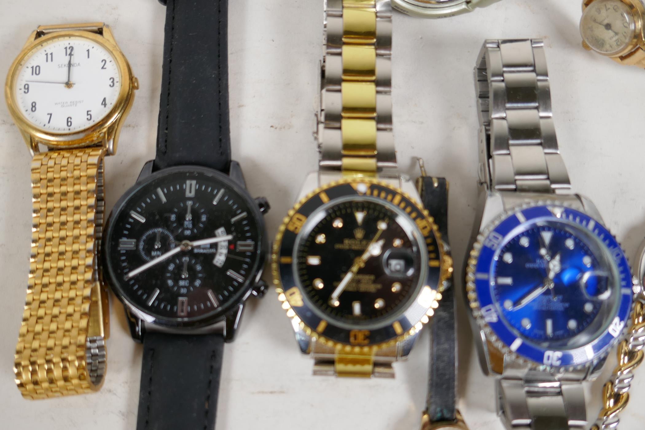 A collection of various watches, not in working order - Image 2 of 4