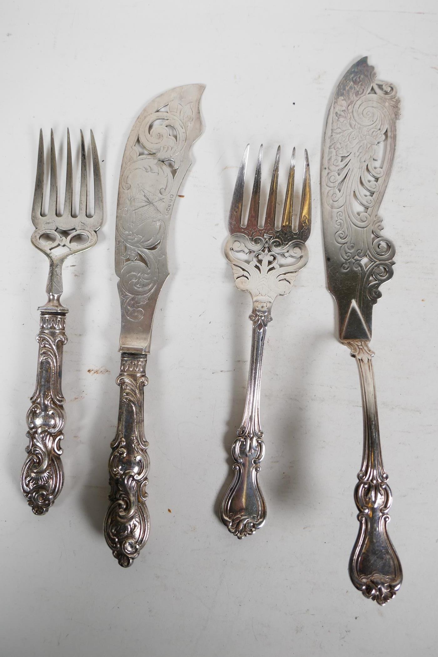 Three pairs of early C20th silver plated fish slices and serving forks, one set by Mappin & Webb, an - Image 2 of 7