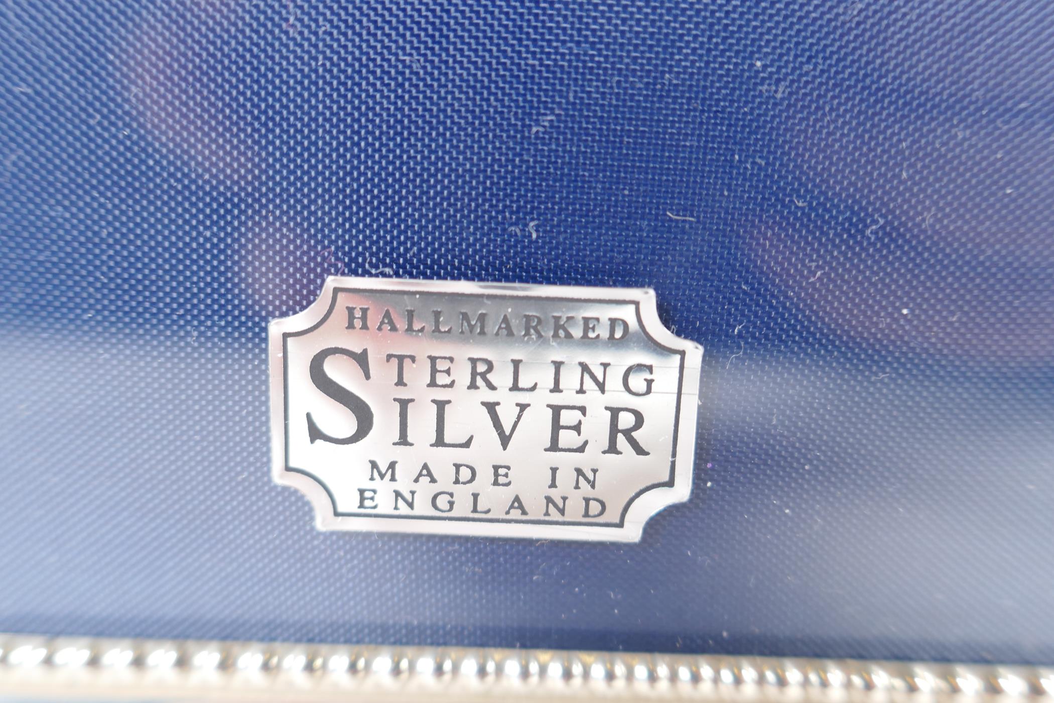 A contemporary sterling silver photo frame, boxed, aperture 4" x 5½" - Image 3 of 3