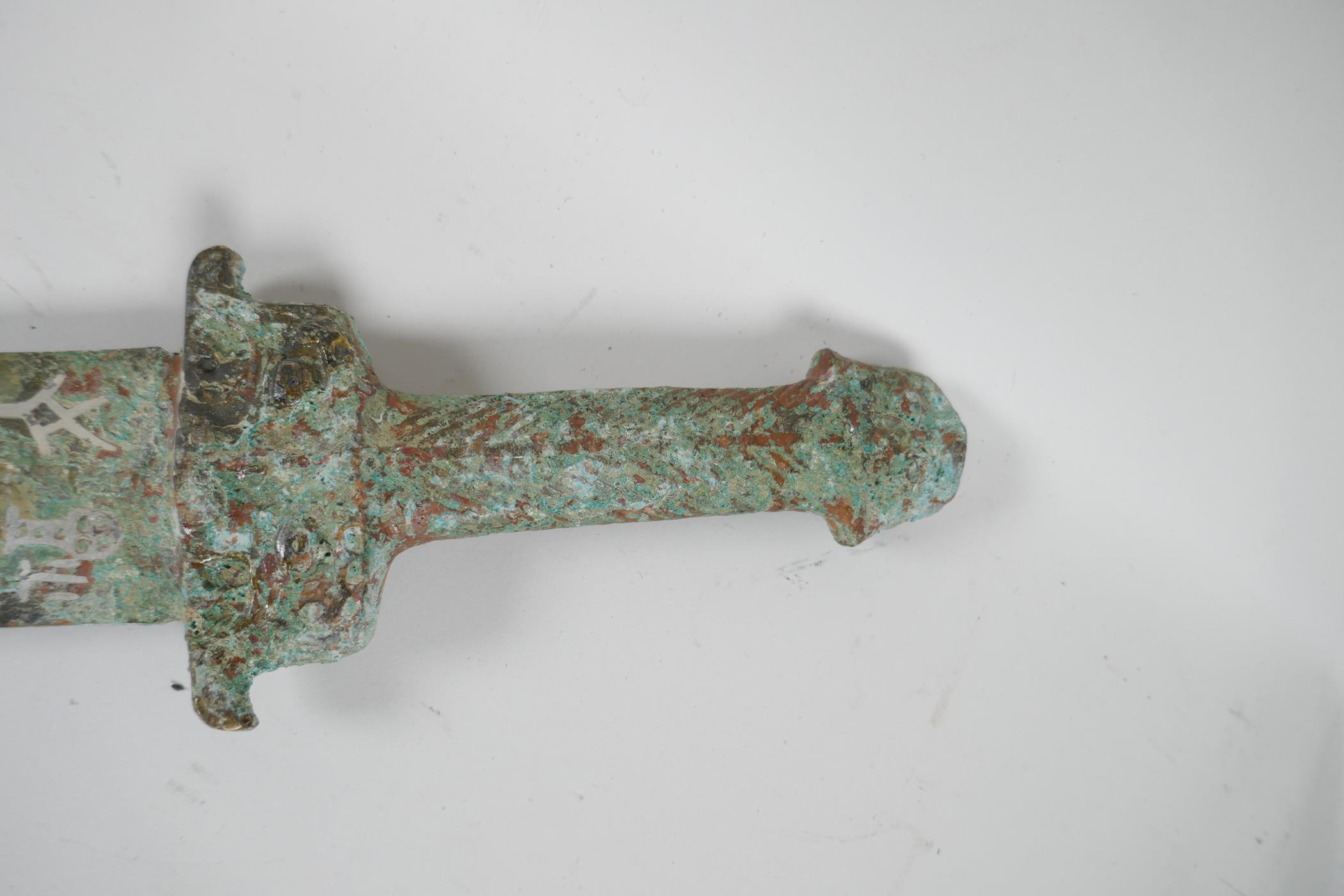 A Chinese archaic style mixed metal short sword, the blade with stylised line decoration, 26" long - Image 5 of 6