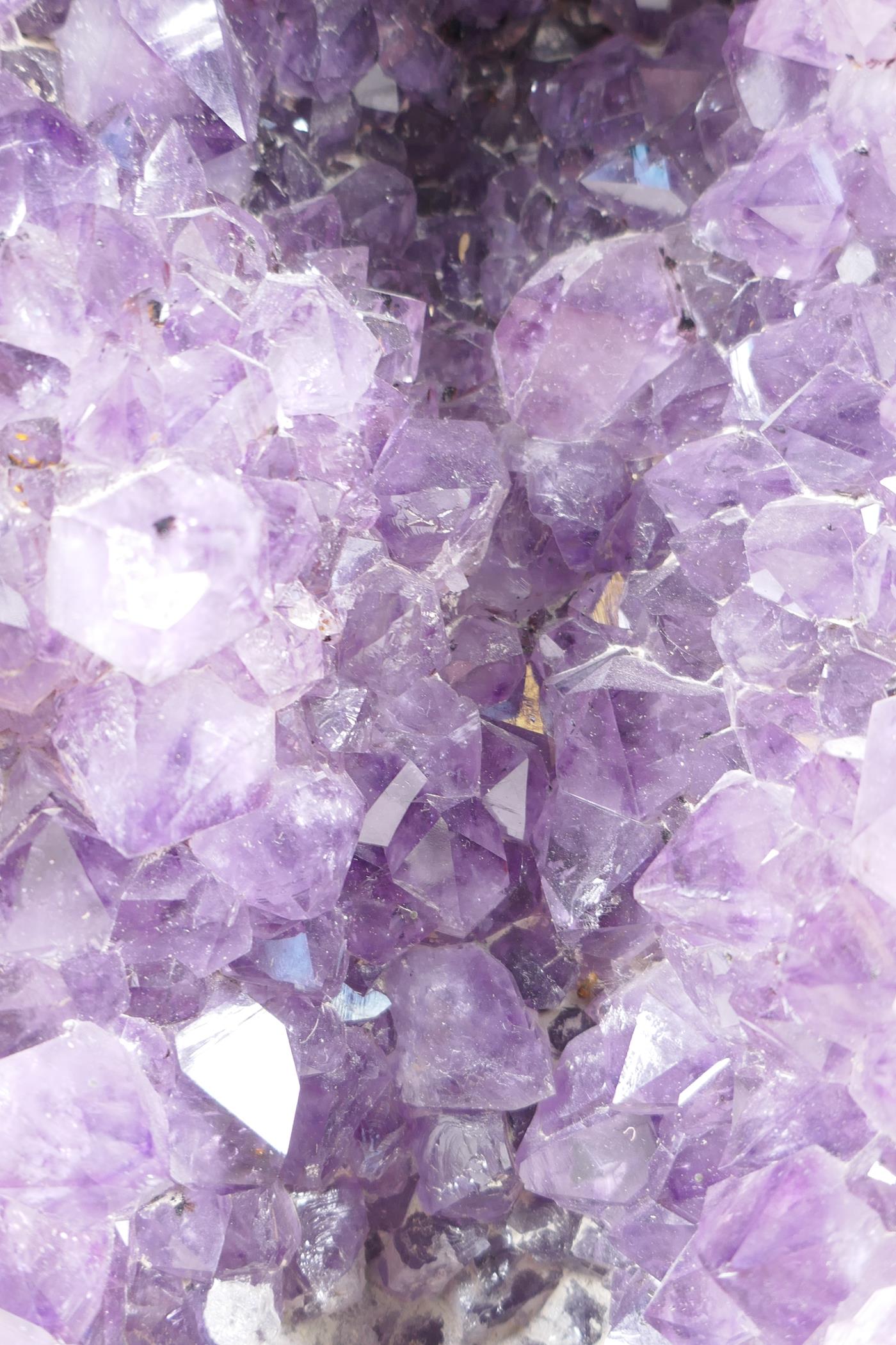 An amethyst geode, 13½" high x 7½" wide - Image 2 of 7