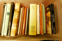 A box of good books on art and collecting including The Dictionary of British Artists, British