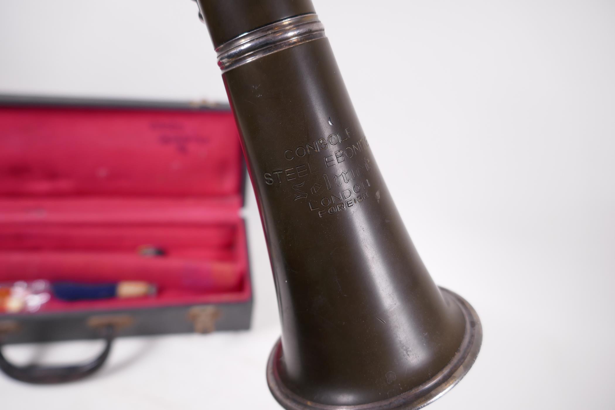 A vintage 'Selmer Console' steel ebonite clarinet, in a fitted travel case, 15½" x 5½" - Image 4 of 5