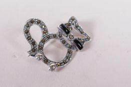 A 925 silver cat brooch set with enamel panels and marcasite, 1" high