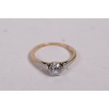 An 18ct yellow gold and platinum diamond solitaire ring, approx 0.4ct, 2.2g