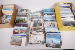 A collection of postcards, mainly topographical, including USA, approx 800
