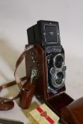 A Rollei Rollerflex 3.5 Synchro-Compur TLR camera, Serial No 2280191, fitted with a Carl Zeiss