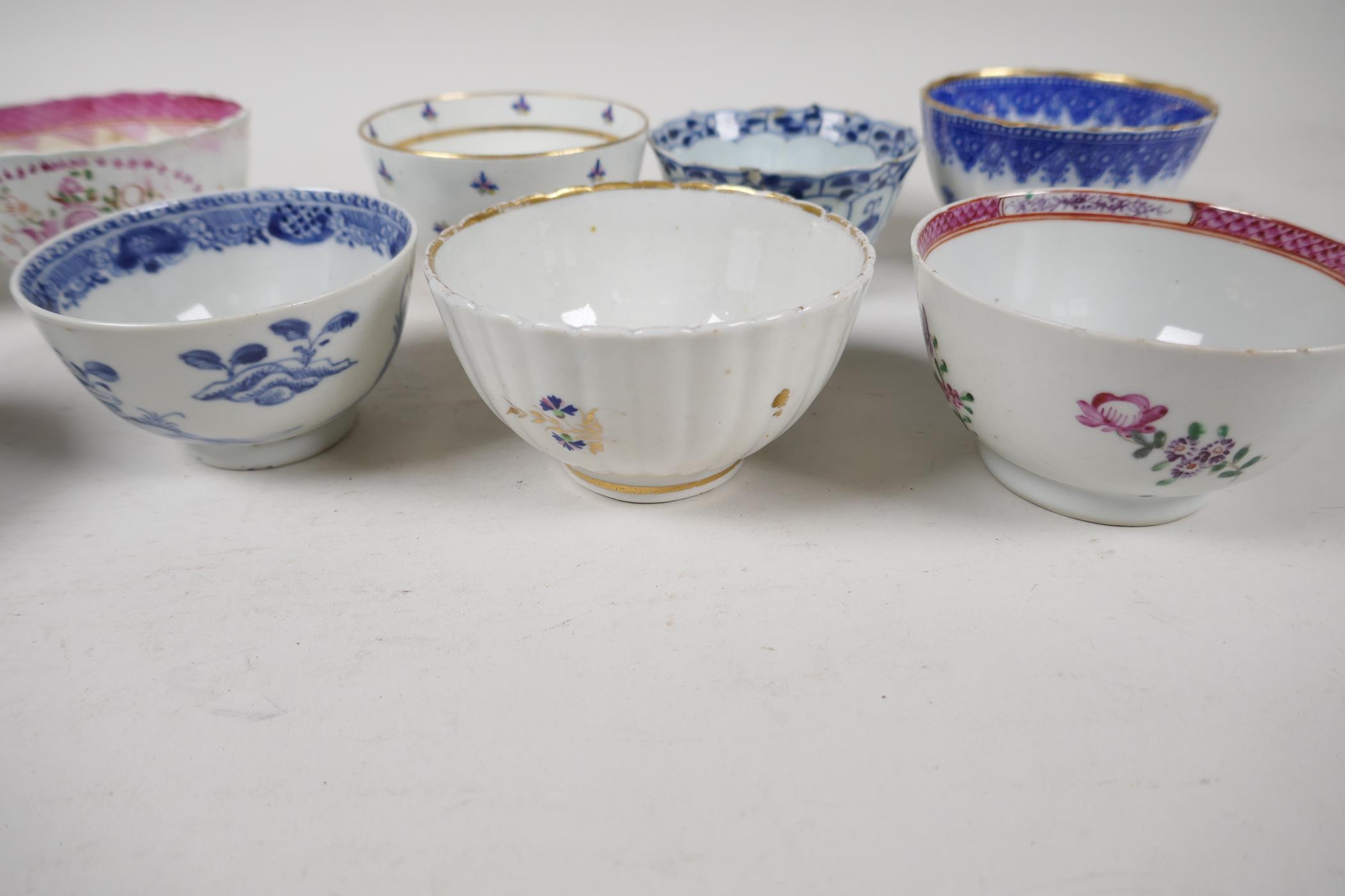 Fifteen porcelain tea bowls, English and Chinese, most late C18th, largest 3½" diameter - Image 5 of 9