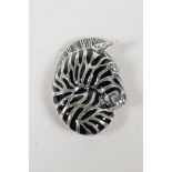 A 925 silver and plique a jour zebra brooch, 1½" x 1"