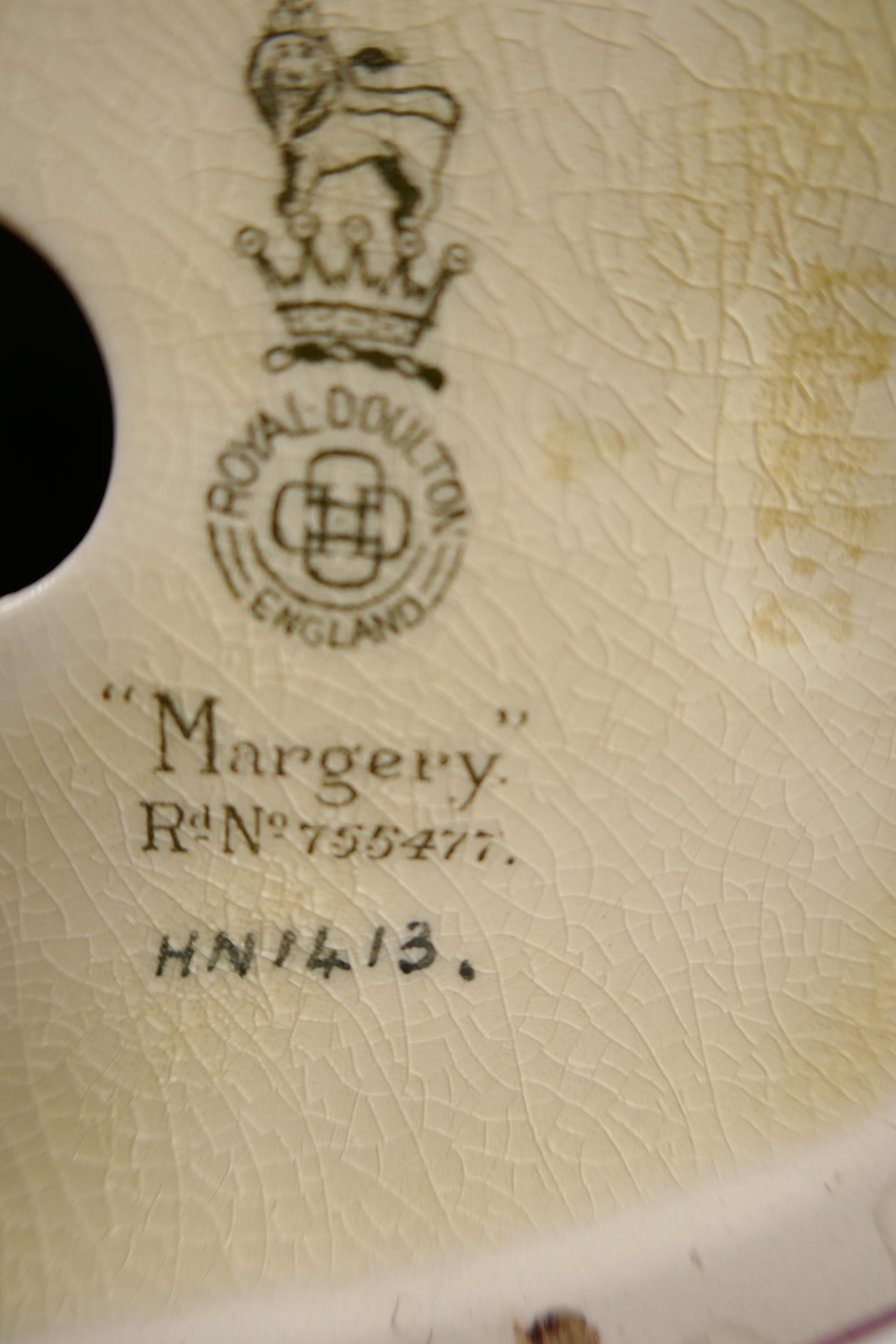 A Royal Doulton porcelain figure, Margery HN1413, a Crown Devon lustre ware Royal George vase, 9" - Image 5 of 5