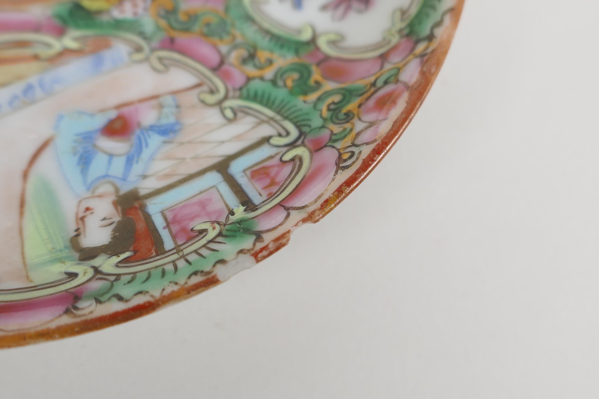 A pair of early C20th Canton famille rose saucers decorated with figures and flowers, 4½" diameter - Image 5 of 5