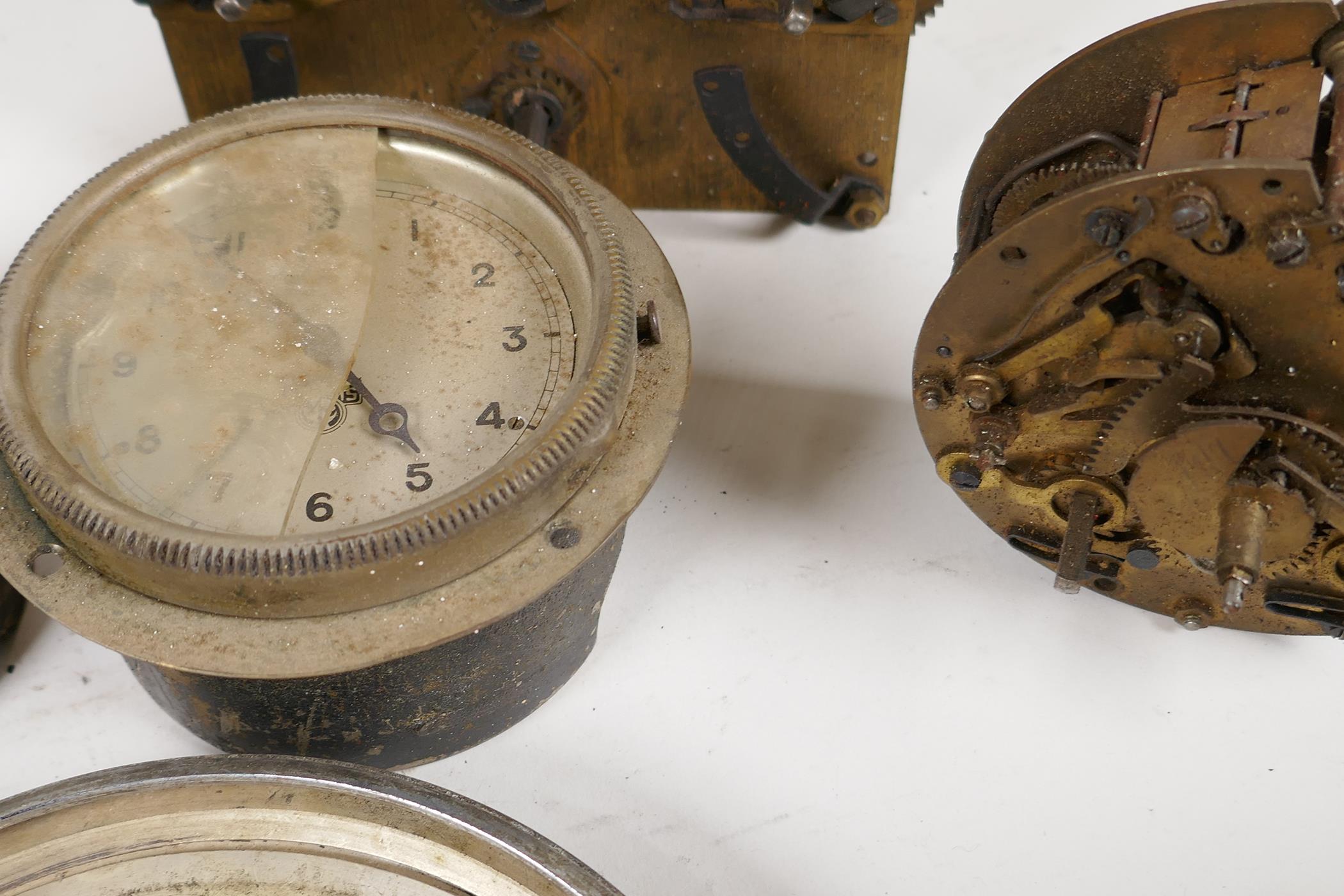 A quantity of clock movements and spare parts - Image 4 of 6