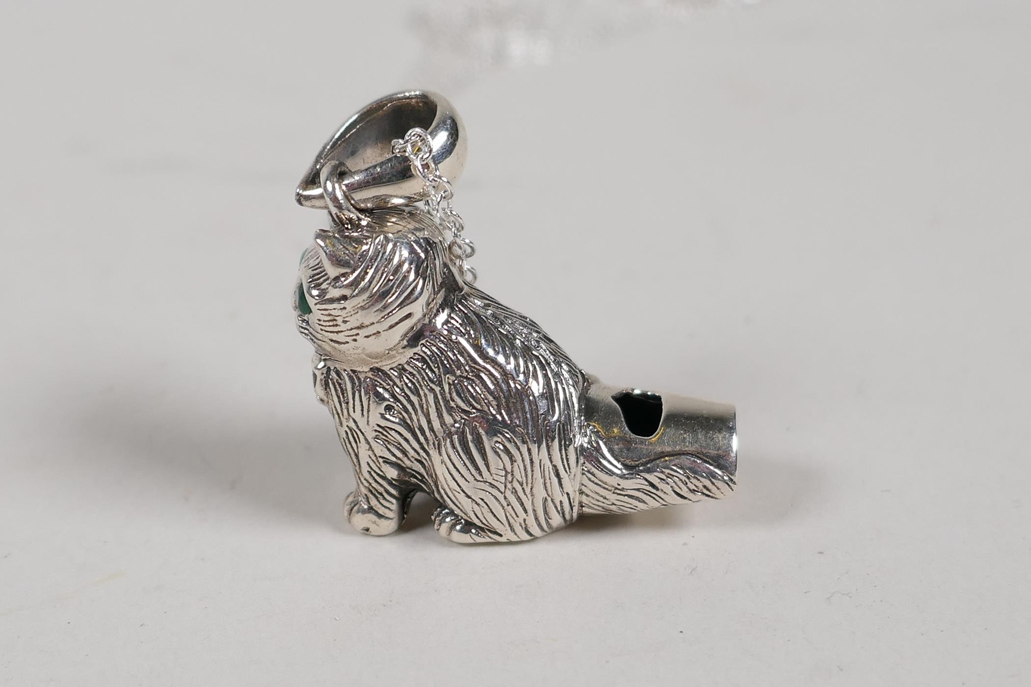 A sterling silver pendant whistle in the form of a cat, 1" drop - Image 2 of 3