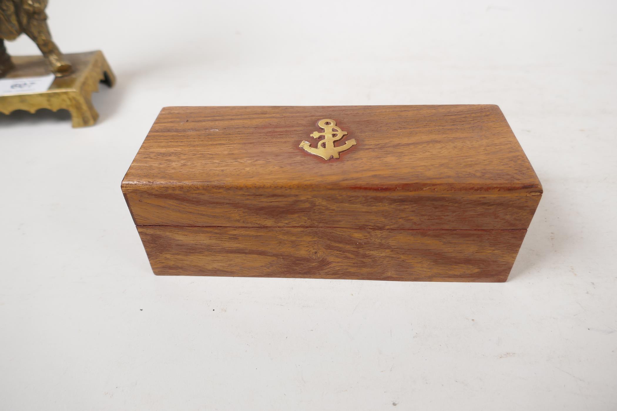 A two draw brass telescope, 13" long extended, in a hardwood box - Image 4 of 4