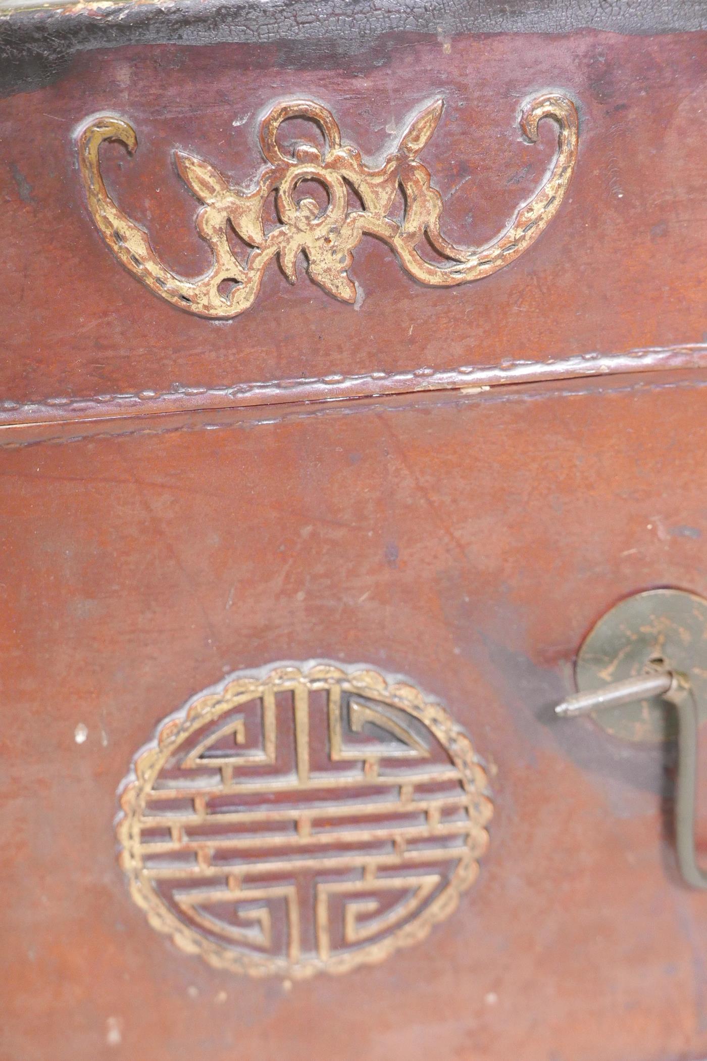 A chinoiserie lacquered pigskin trunk, with parcel gilt raised moulded decoration and brass - Image 3 of 5