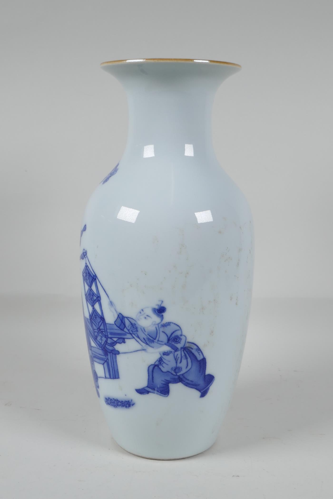 An early C20th Chinese blue & white porcelain vase, decorated with women, children and a kylin in a - Image 3 of 5