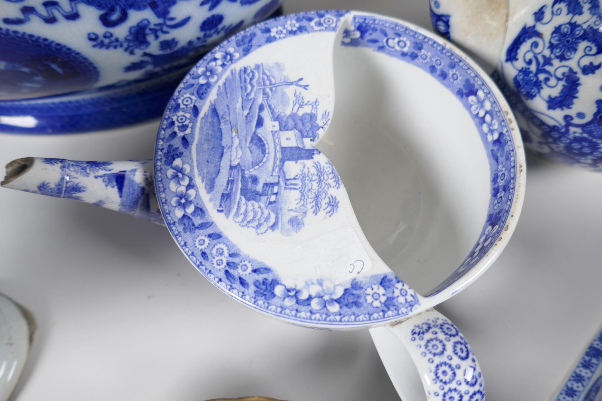 A collection of early C19th blue & white china, including pearlware teapot, Coalport jug, etc. A/F - Image 4 of 7