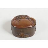 A Japanese Meiji period trinket box, the cover decorated with a wise man and wasp0, 2½" x 2"
