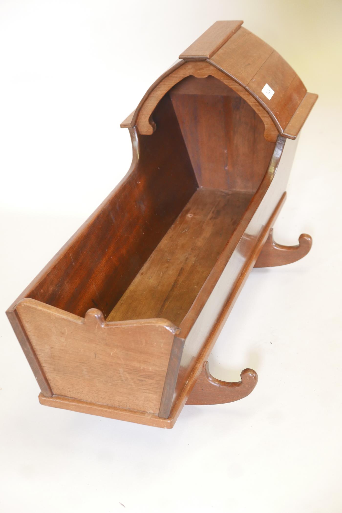 A Georgian mahogany cradle on rockers, 29" x 13" x 18" - Image 2 of 3