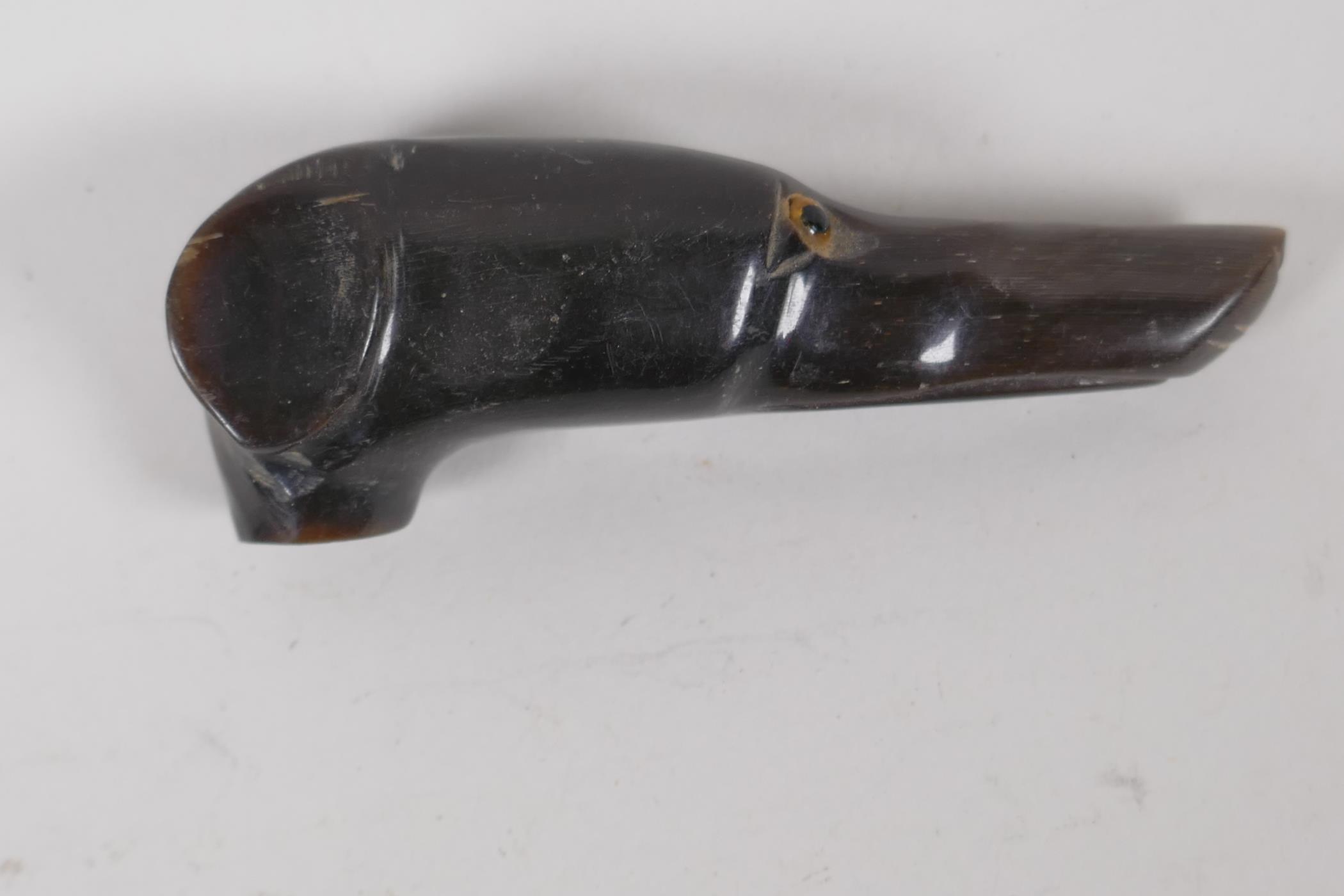 A C19th horn cane handle, carved as a greyhounds head. 3" long - Image 2 of 2