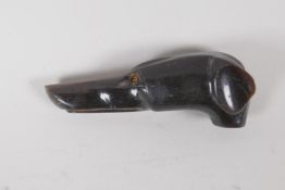 A C19th horn cane handle, carved as a greyhounds head. 3" long