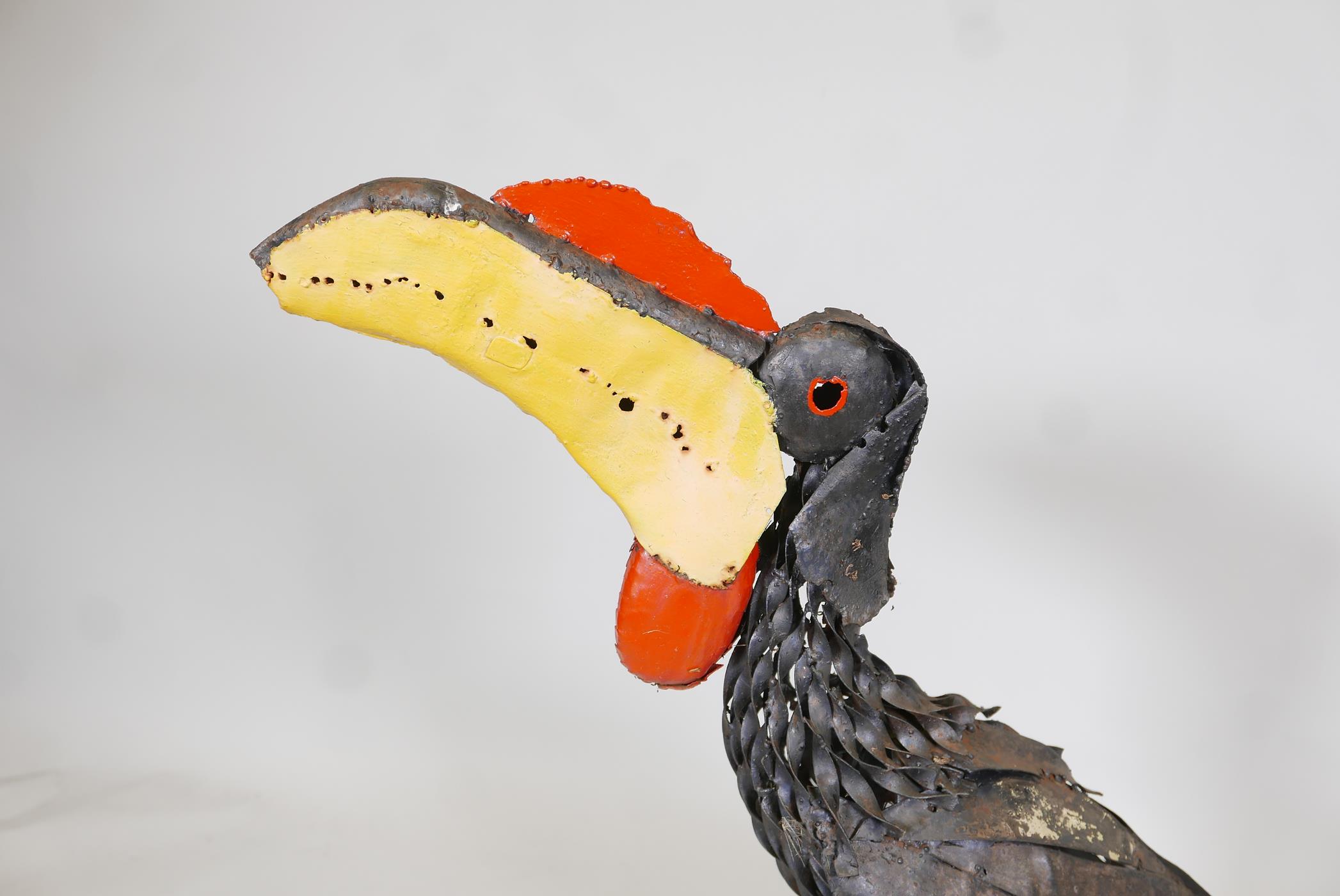 A painted iron sculpture of a toucan, 31" high - Image 2 of 2