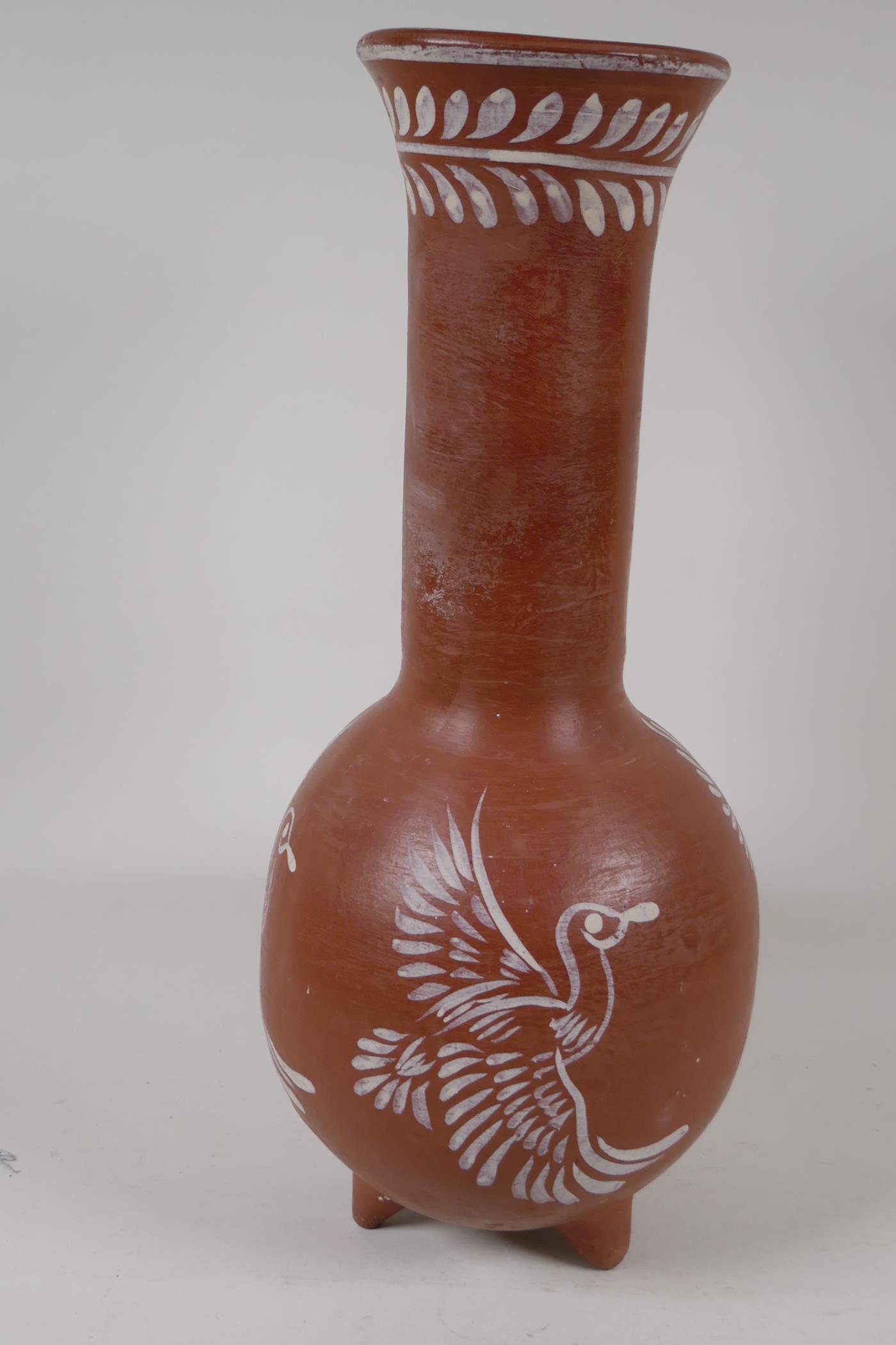A Mexican terracotta of bulbous form, with long neck and flared rim. With scafito decoration of - Image 4 of 5