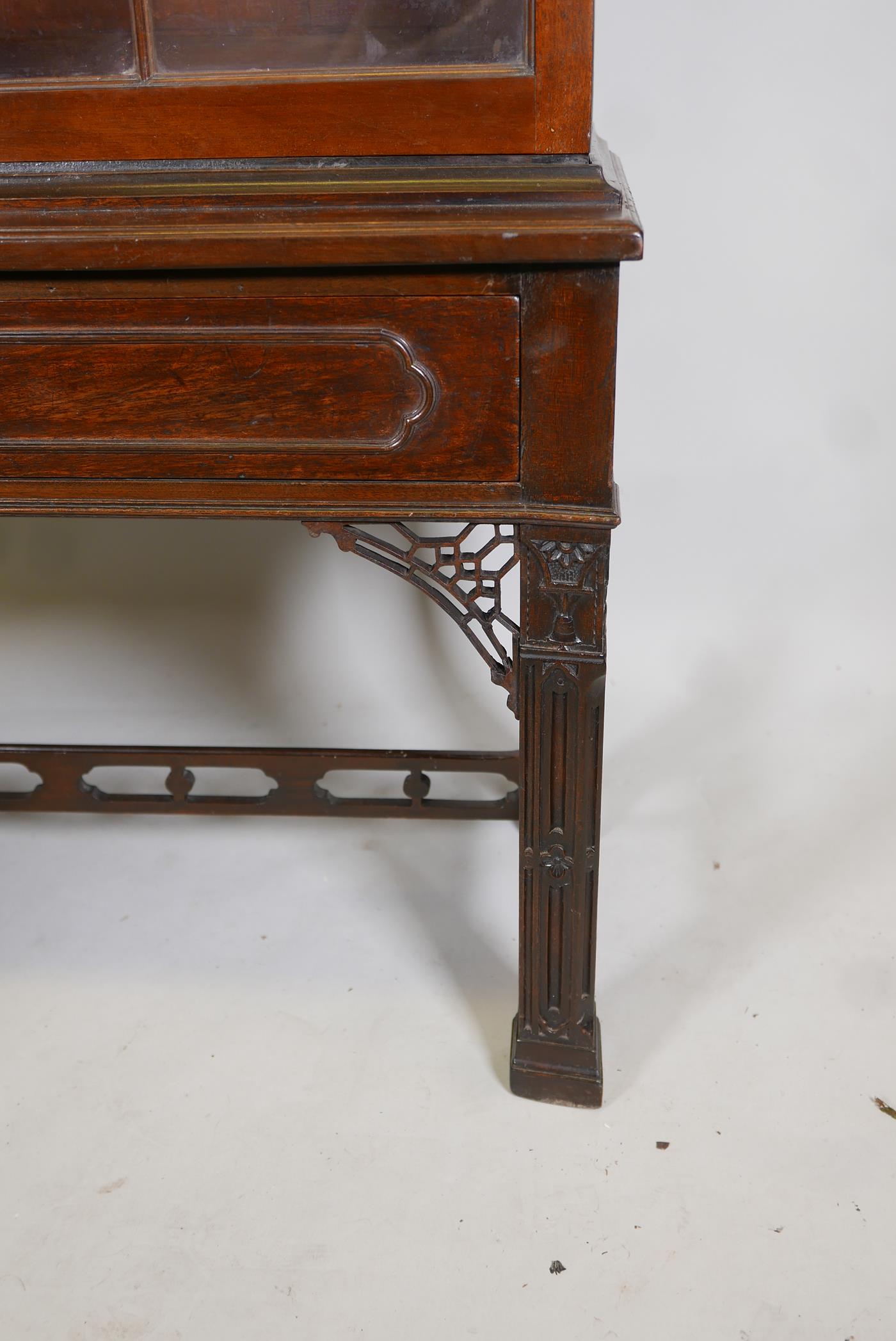 A 19th C Mahogany Chinese Chippendale style display cabinet, the upper section with two astral - Image 4 of 7