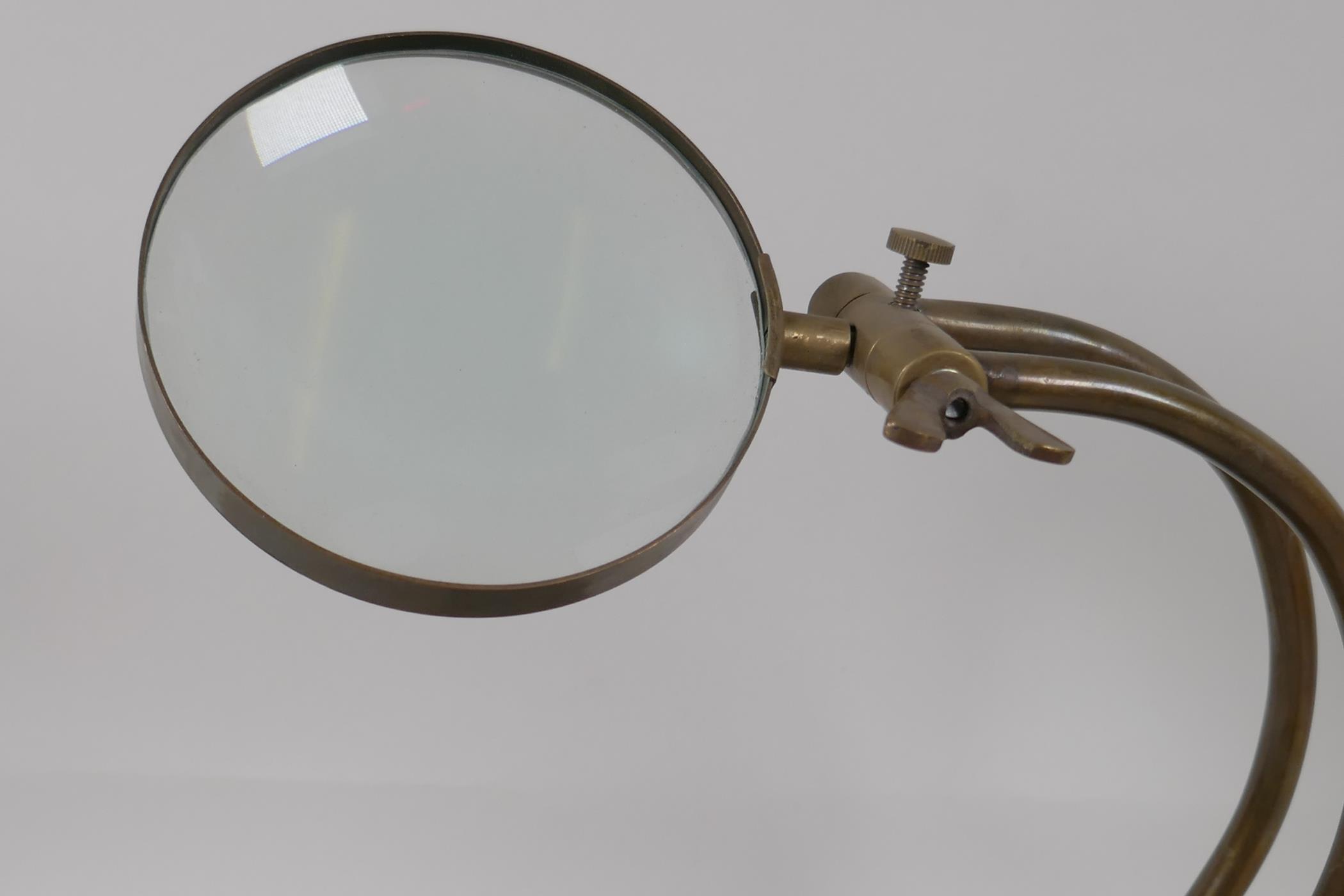 A brass desk top magnifying glass on adjustable stand, 10" high - Image 2 of 3