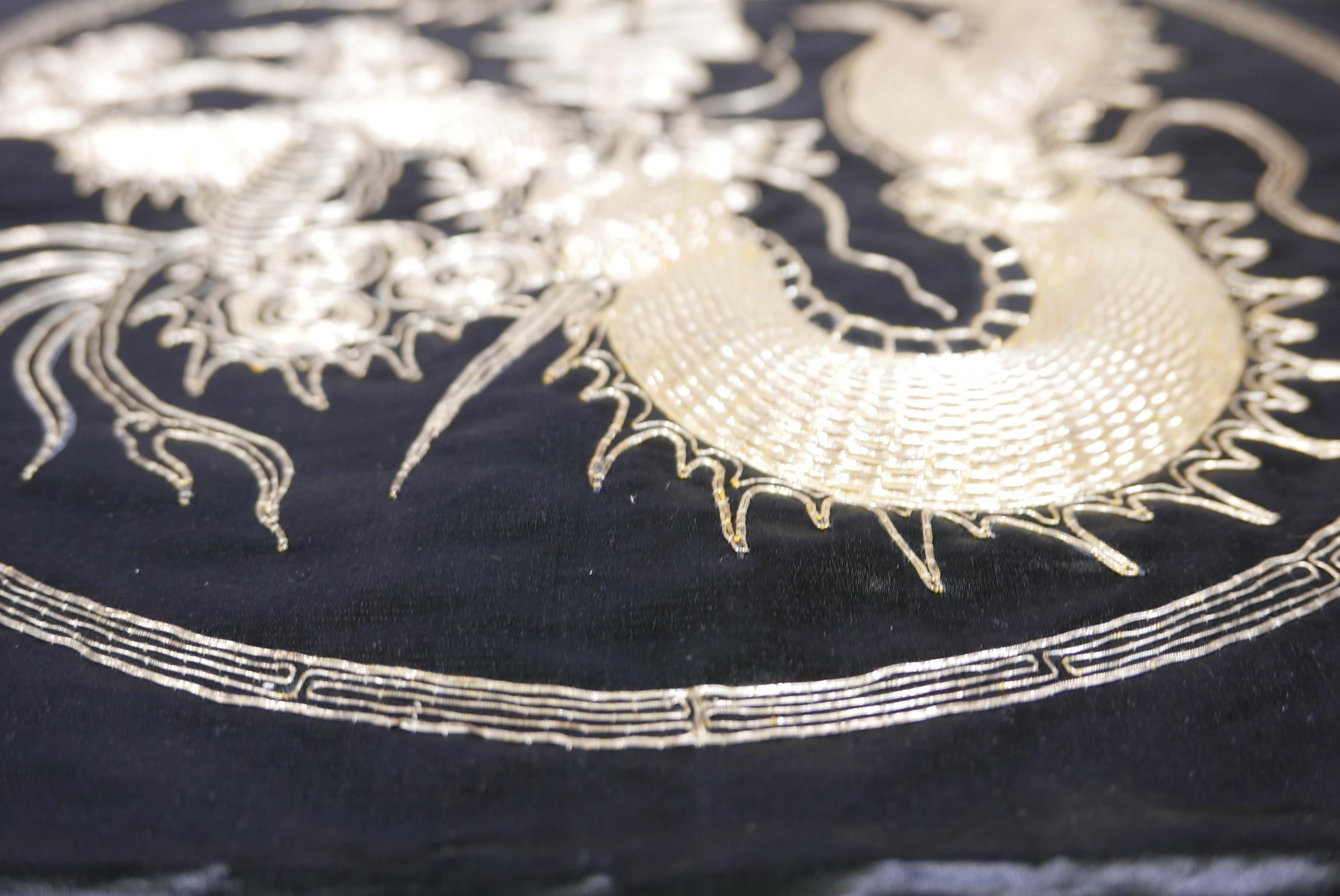 A vintage oriental silk cushion cover, embroidered with silver thread, stamped verso Nguyen Doc - Image 4 of 6