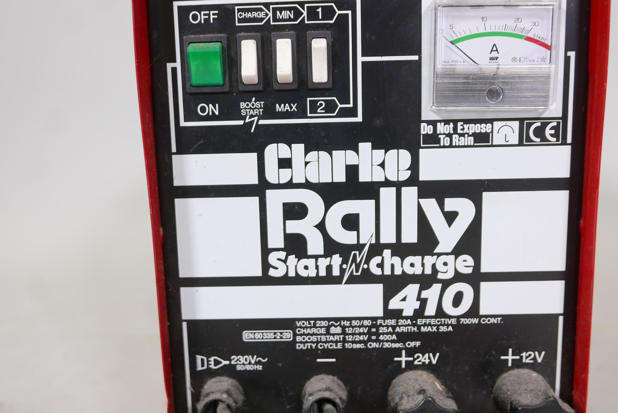 A clarke Rally smart/charge 410 battery charger/jump starter - Image 2 of 2