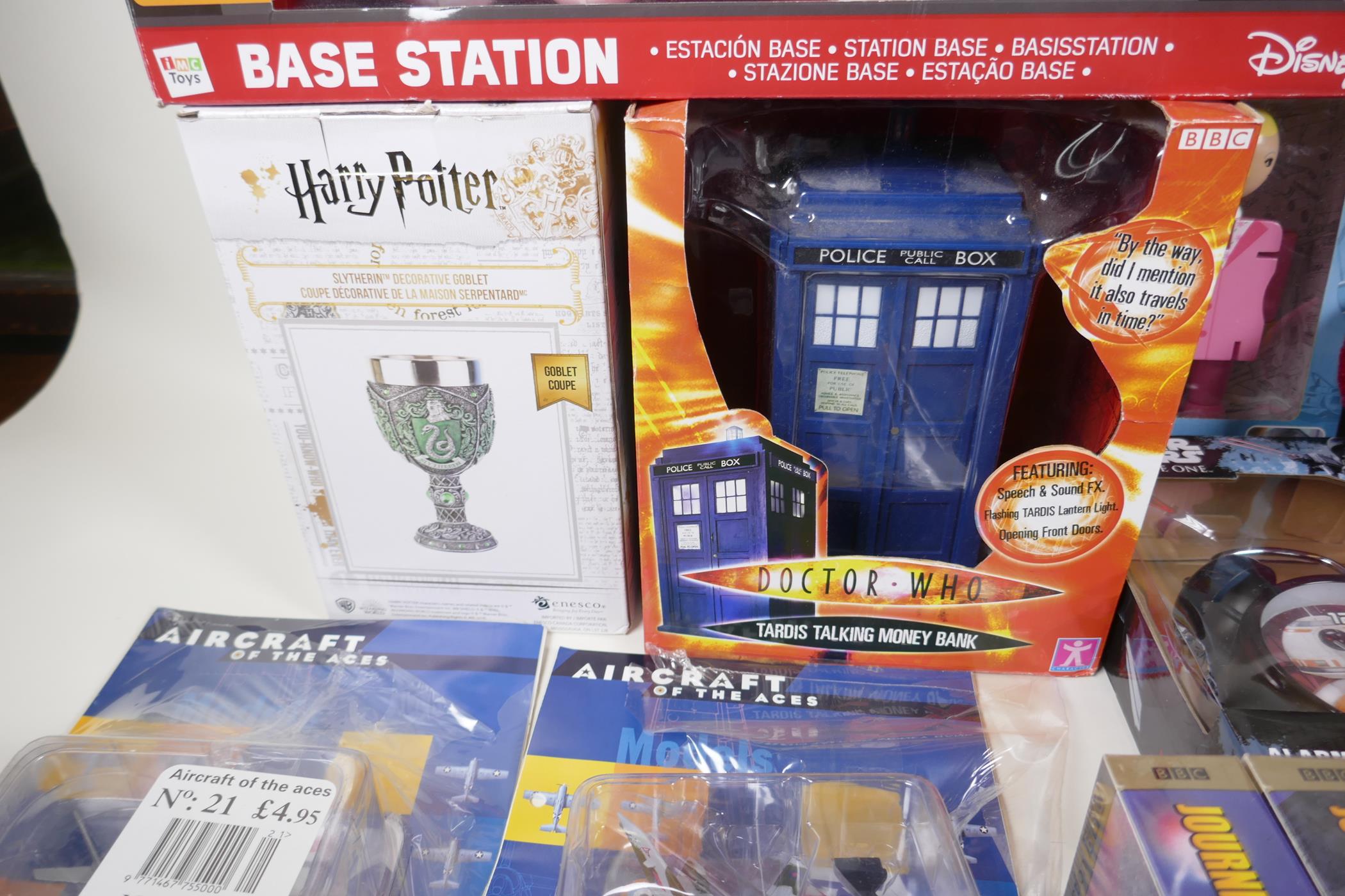 A quantity of boxed toys to include Star Wars, Harry Potter, Dr Who, aircraft of the aces and - Image 4 of 6