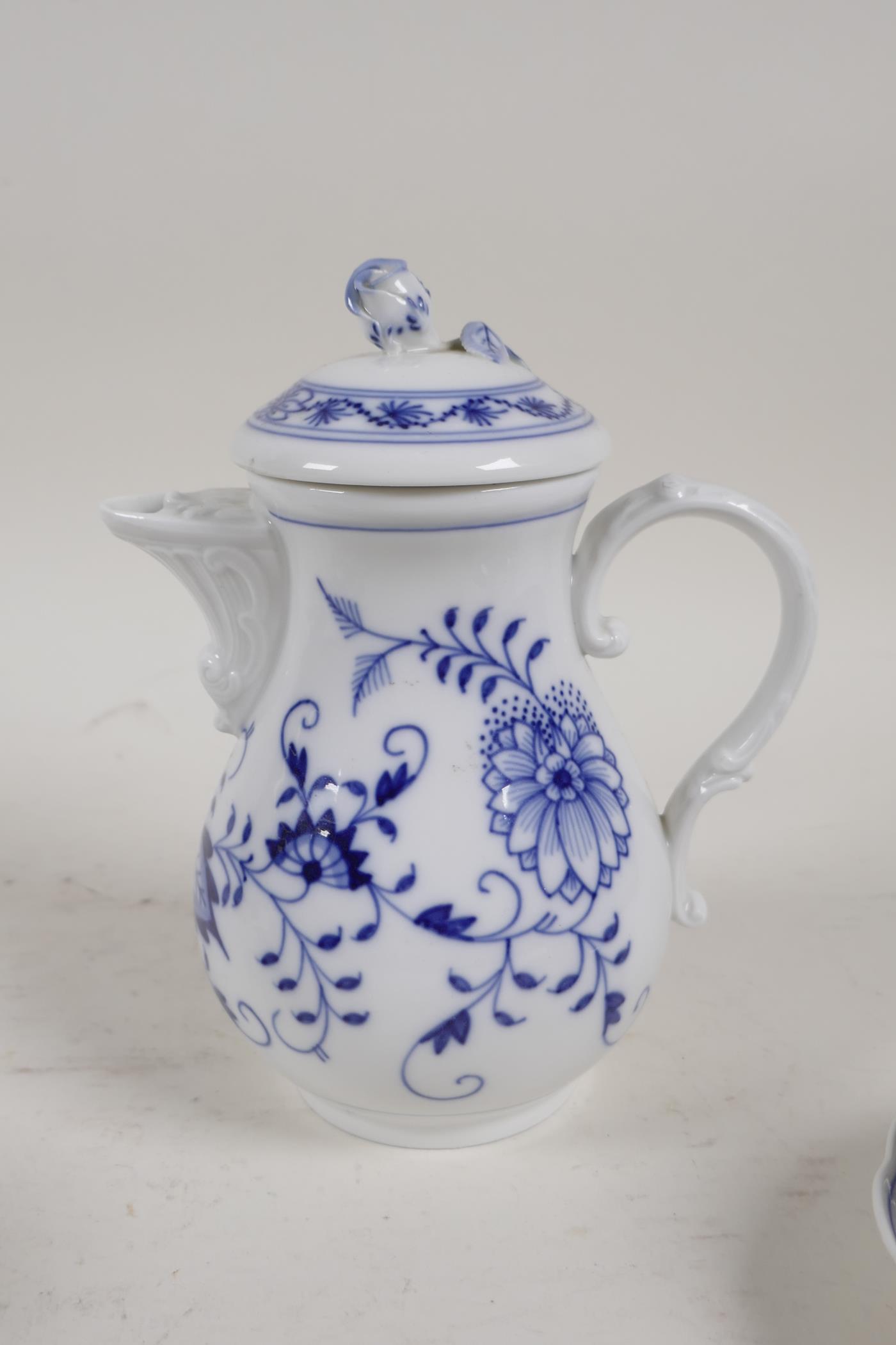 A Meissen onion pattern coffee pot and two cups and saucers, 6" high - Image 2 of 8