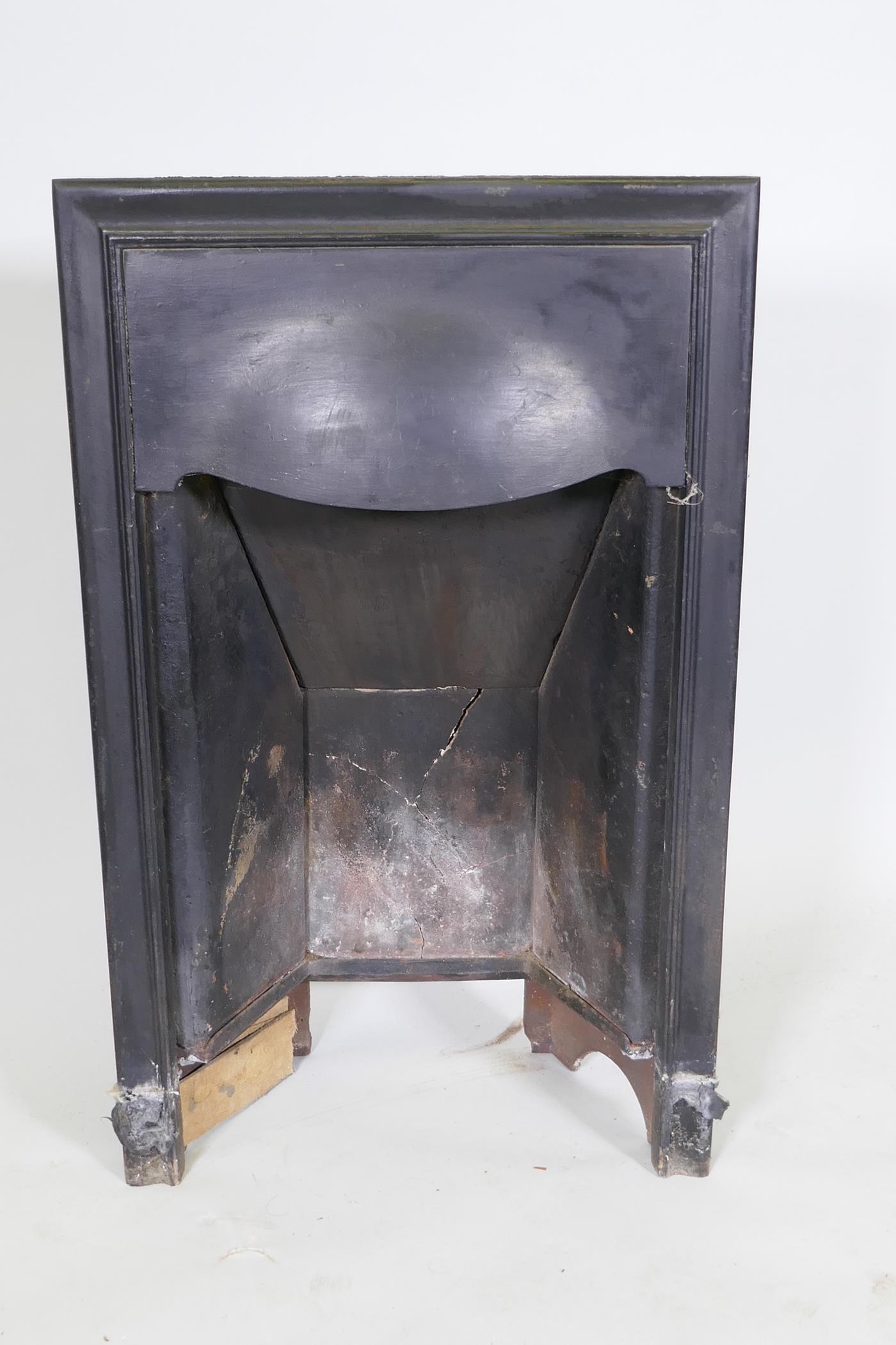 A cast iron fireplace, 18½" wide, 30" high - Image 2 of 2