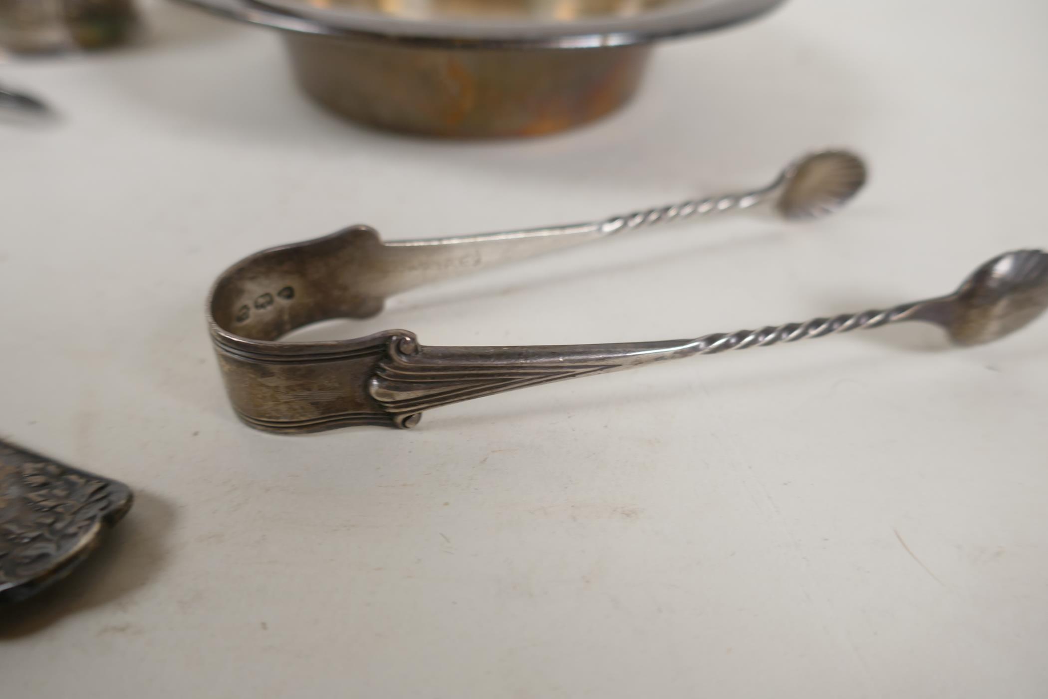 A hallmarked silver bowl, 5½" diameter, a 1904 silver specimen vase, a pair of napkin rings, - Image 3 of 5