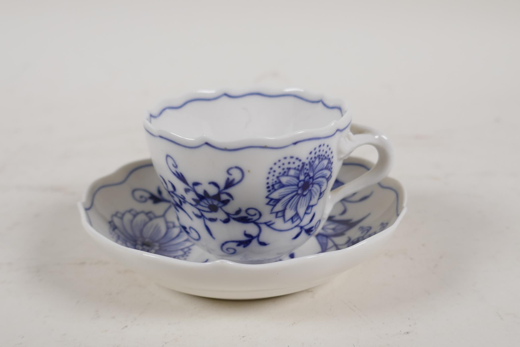 A Meissen onion pattern coffee pot and two cups and saucers, 6" high - Image 6 of 8