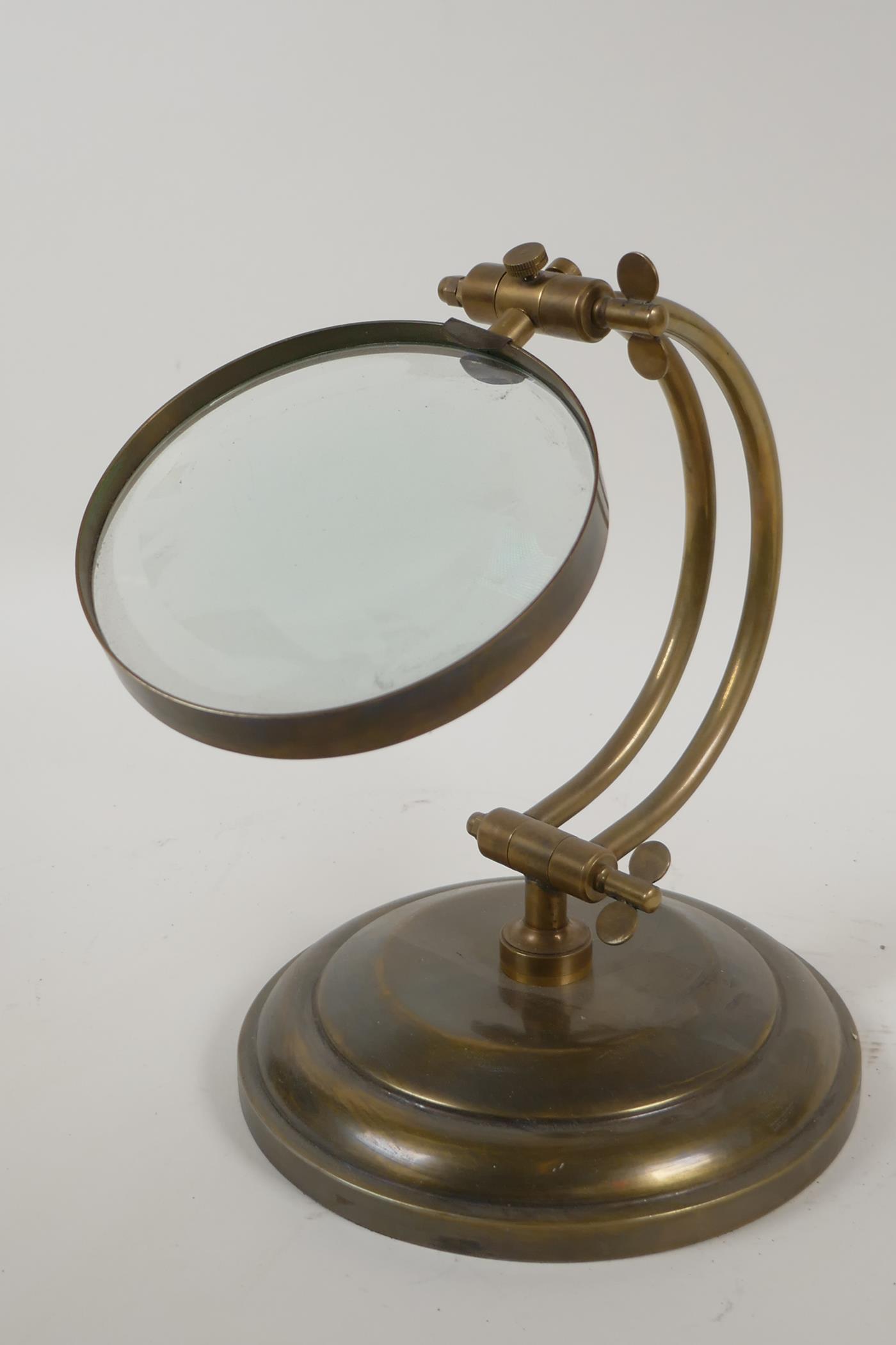 An industrial style brass framed desk top magnifying glass, lens 5" diameter - Image 2 of 3