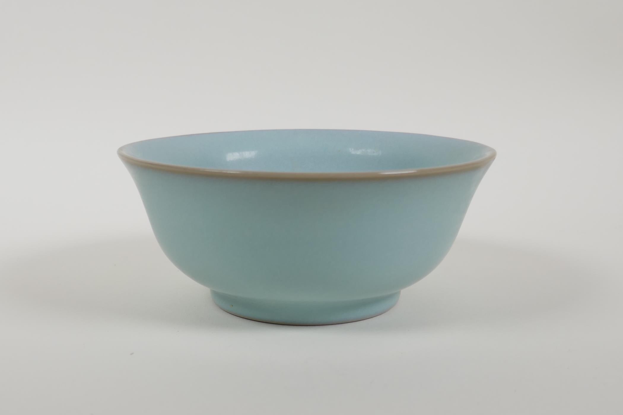 A Chinese celadon Ru ware style porcelain rice bowl, 5½" diameter - Image 2 of 6