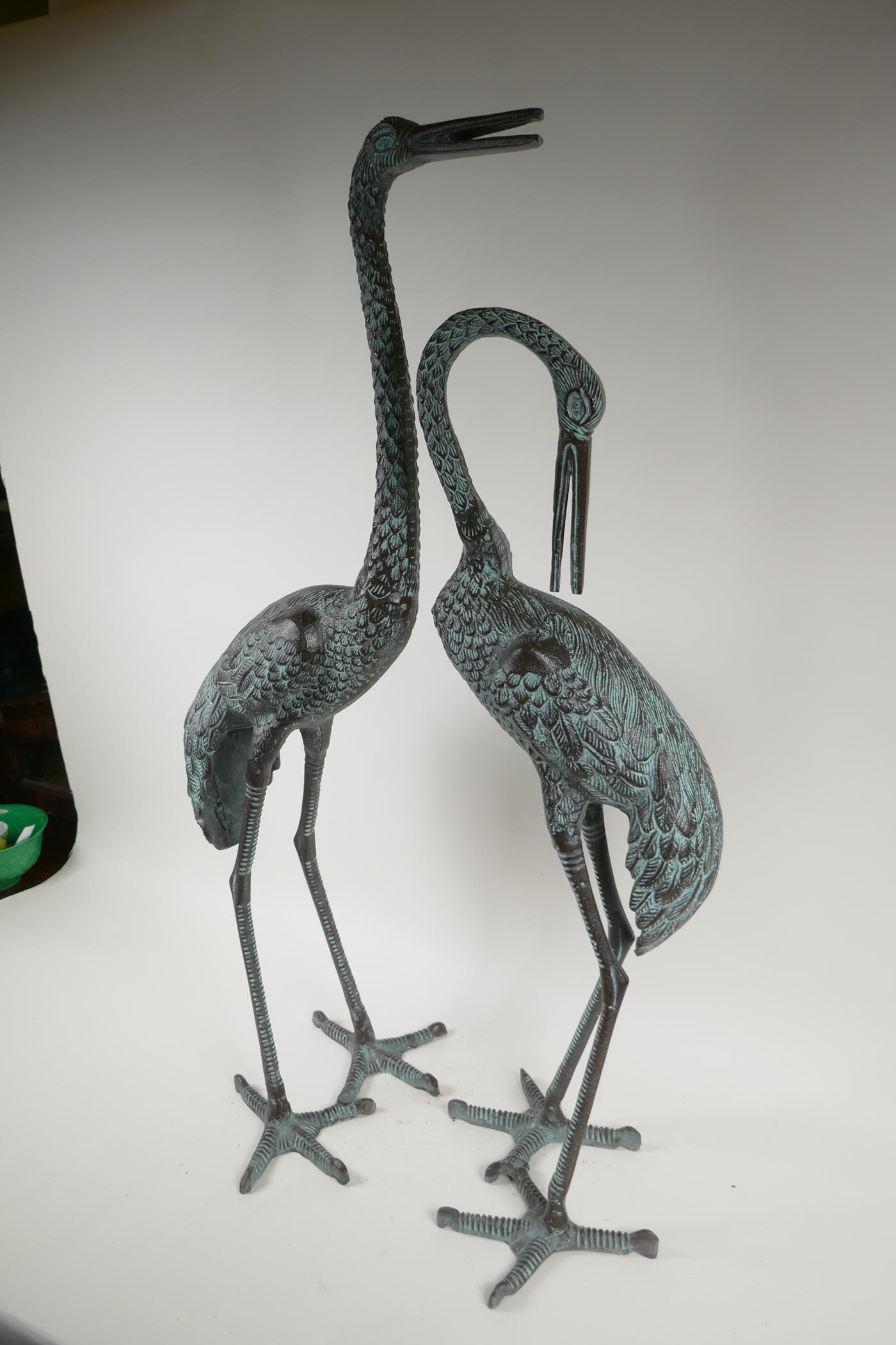 A pair of metal garden figures of cranes, largest 33" high - Image 3 of 3