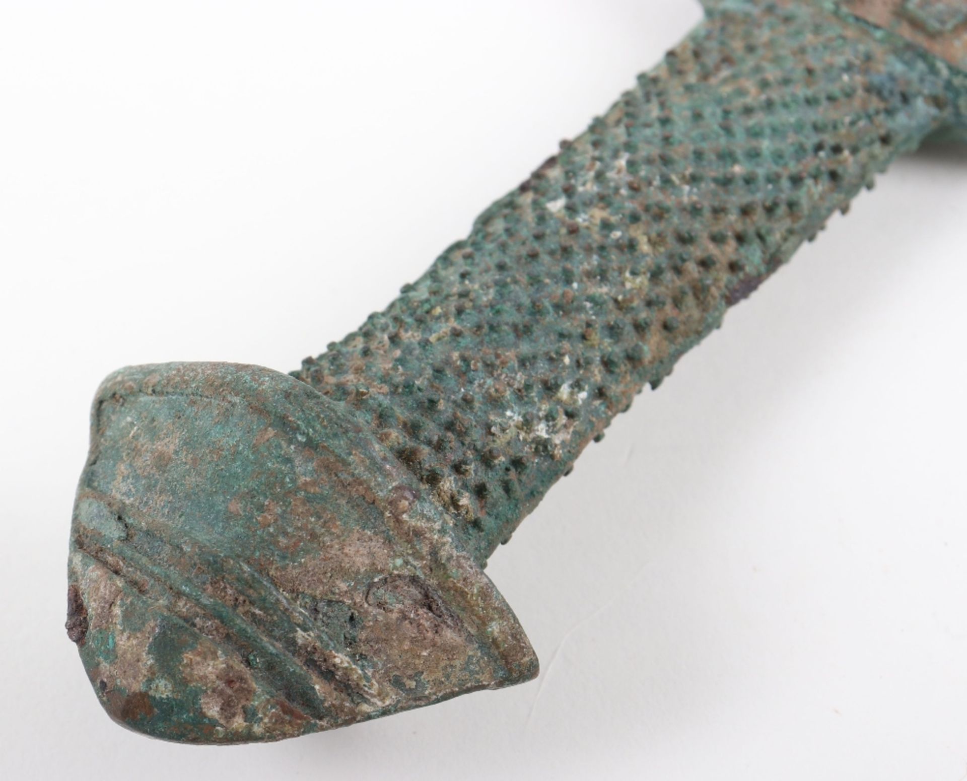 Good Quality Southern Chinese (Yunnan/Sichuan) Bronze Sword Hilt, Late Warring States to Early Han P - Image 6 of 7