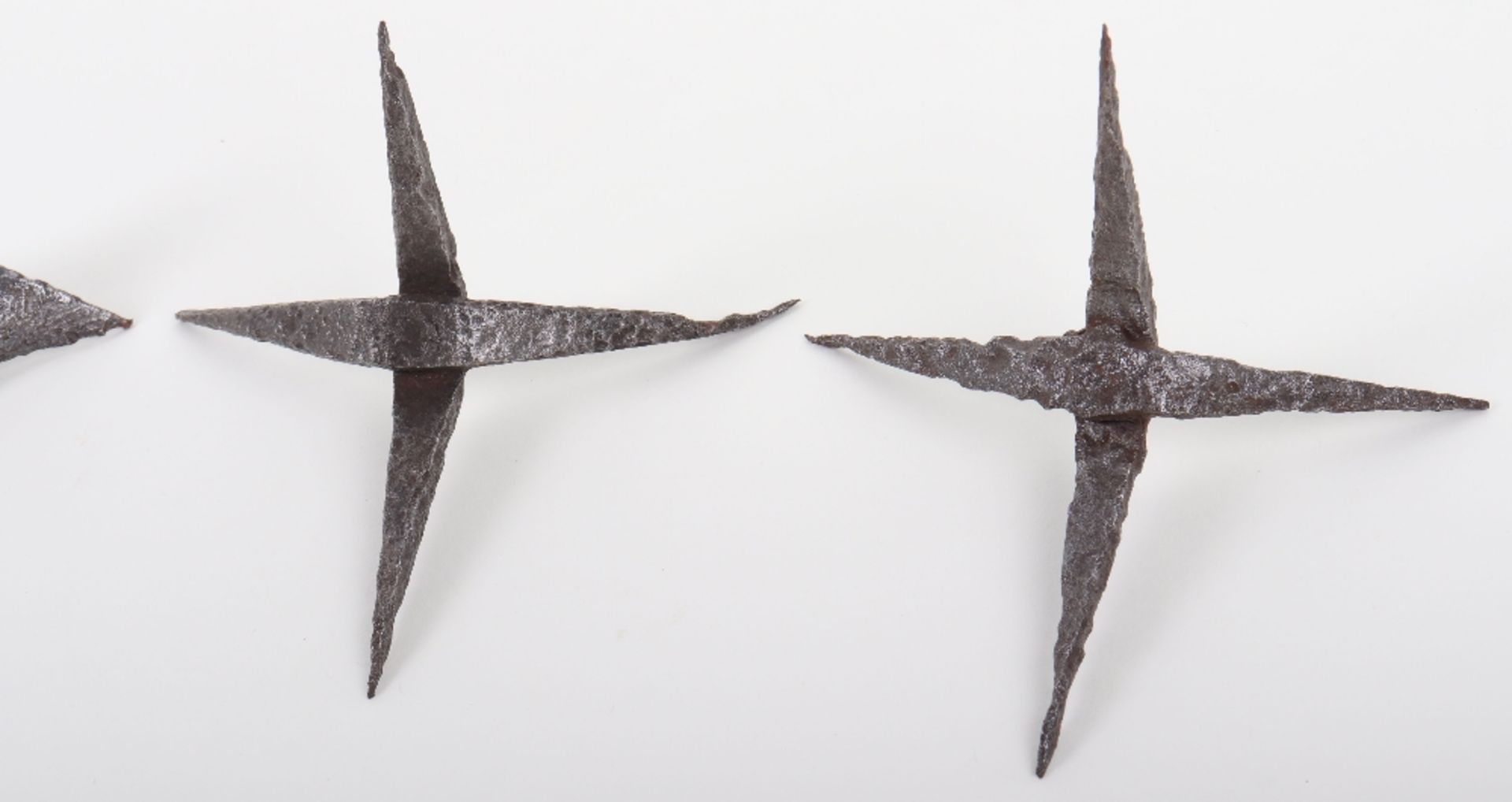 4x Assorted Wrought Iron Calthrops - Image 4 of 5