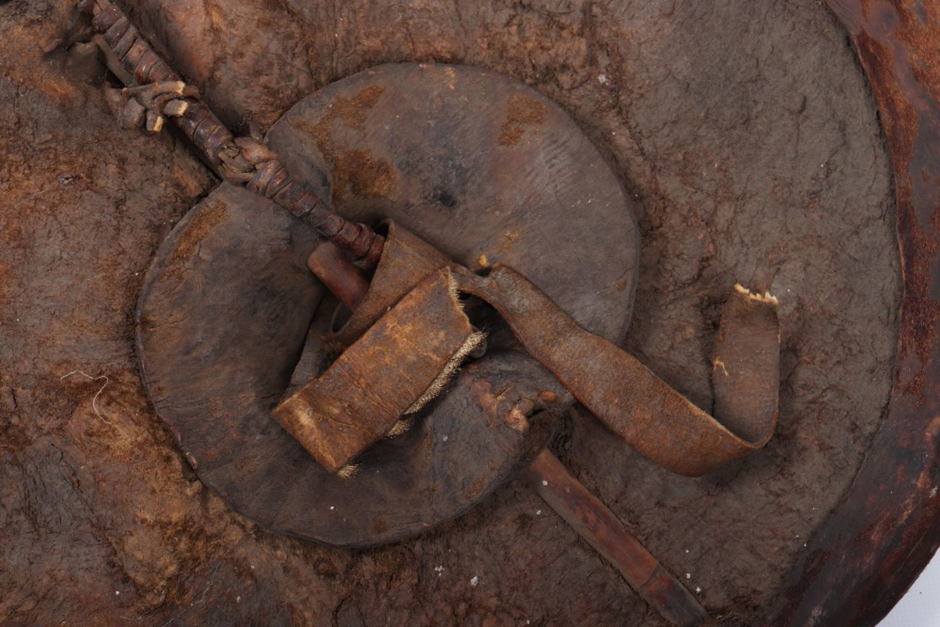 Small Nuer Tribe South Sudan Shield - Image 6 of 10