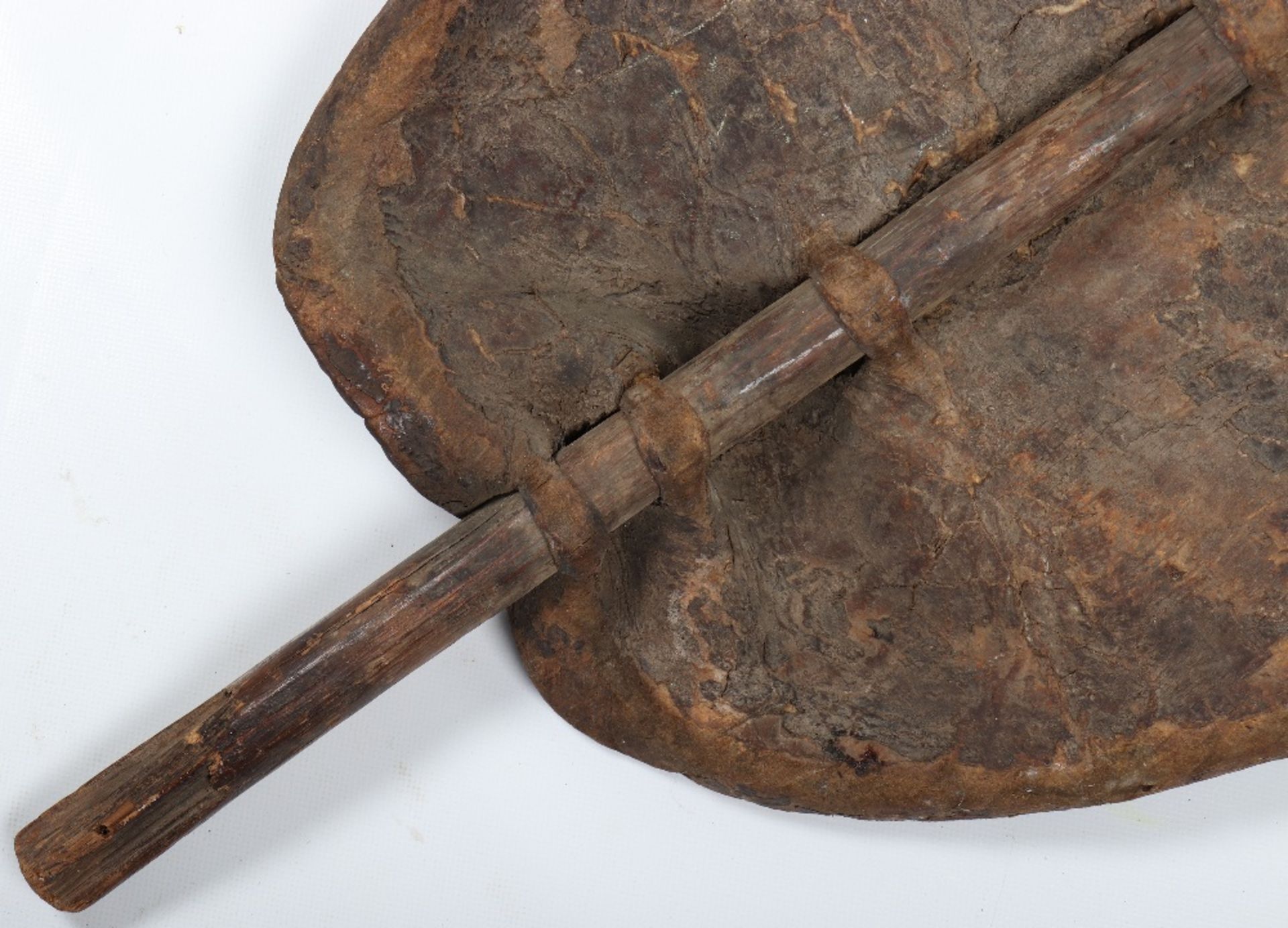 Large Nuer Tribe South Sudan Warriors Battle Shield - Image 8 of 8