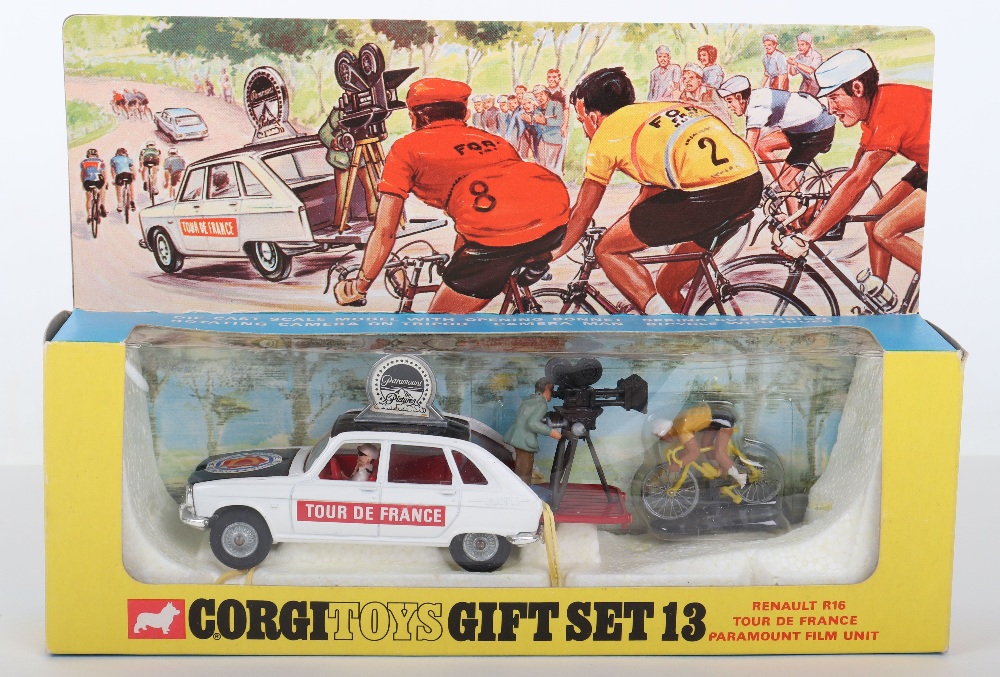Corgi Toys Gift Set 13 Renault R16 Tour De France Paramount Film Unit